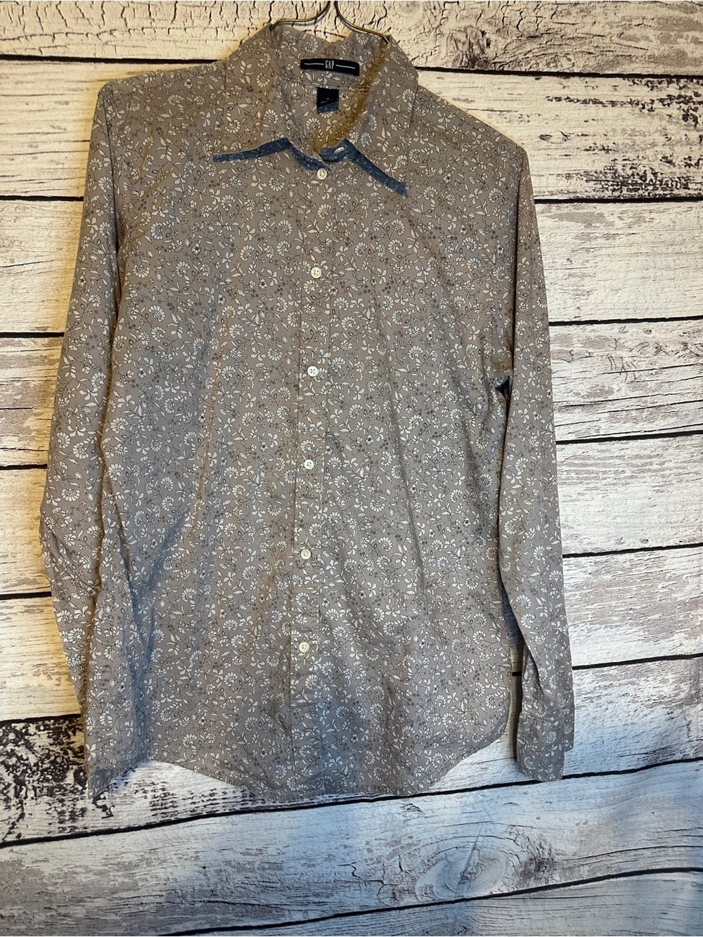 GAP Floral Button Down Shirt Women’s Size 10 Taupe Cotton Blouse